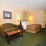 Super 8 By Wyndham Hermitage