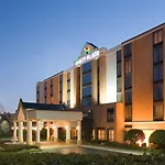 Hyatt Place Airport Hotel