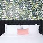 Sobro Hotel 4*