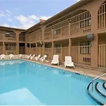 Hotel Days By Wyndham Downtown-nashville West Trinity Lane Nashville