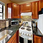 Landmark Mcmillin Court Apartment 4