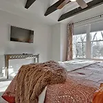 C Douglas Apartment Townhouse