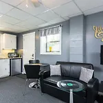 Music Valley Studio - No Fees - Opryland Area