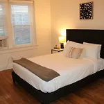 The Lee Aparthotel 2*