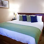 Radisson Airport 4*