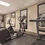 Hotel Country & By Radisson, Airport East, Tn