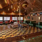 Hotel The Dive And Swim Club 3*