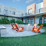 Acklen Flats By Hosteeva 4*