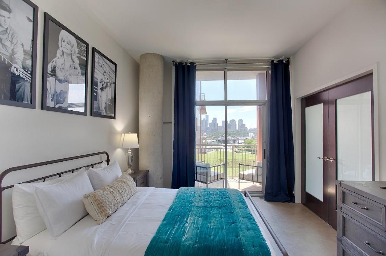 Mid Century Modern Downtown 30+ Night Min Nashville