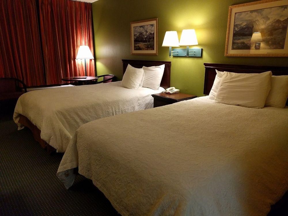 Hotel Days Bna St Thomas W Hosp