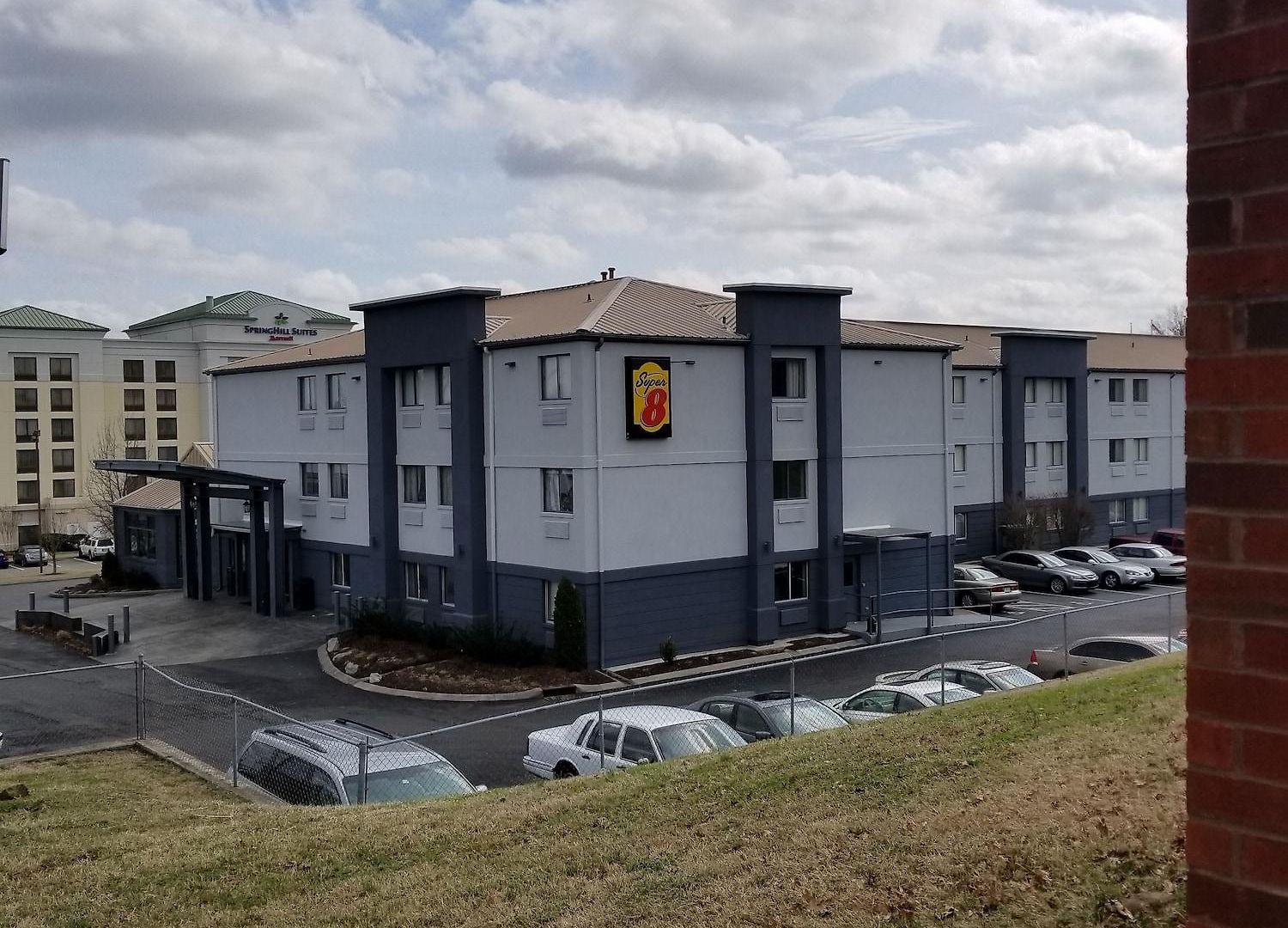 Luxe Hotel 2*