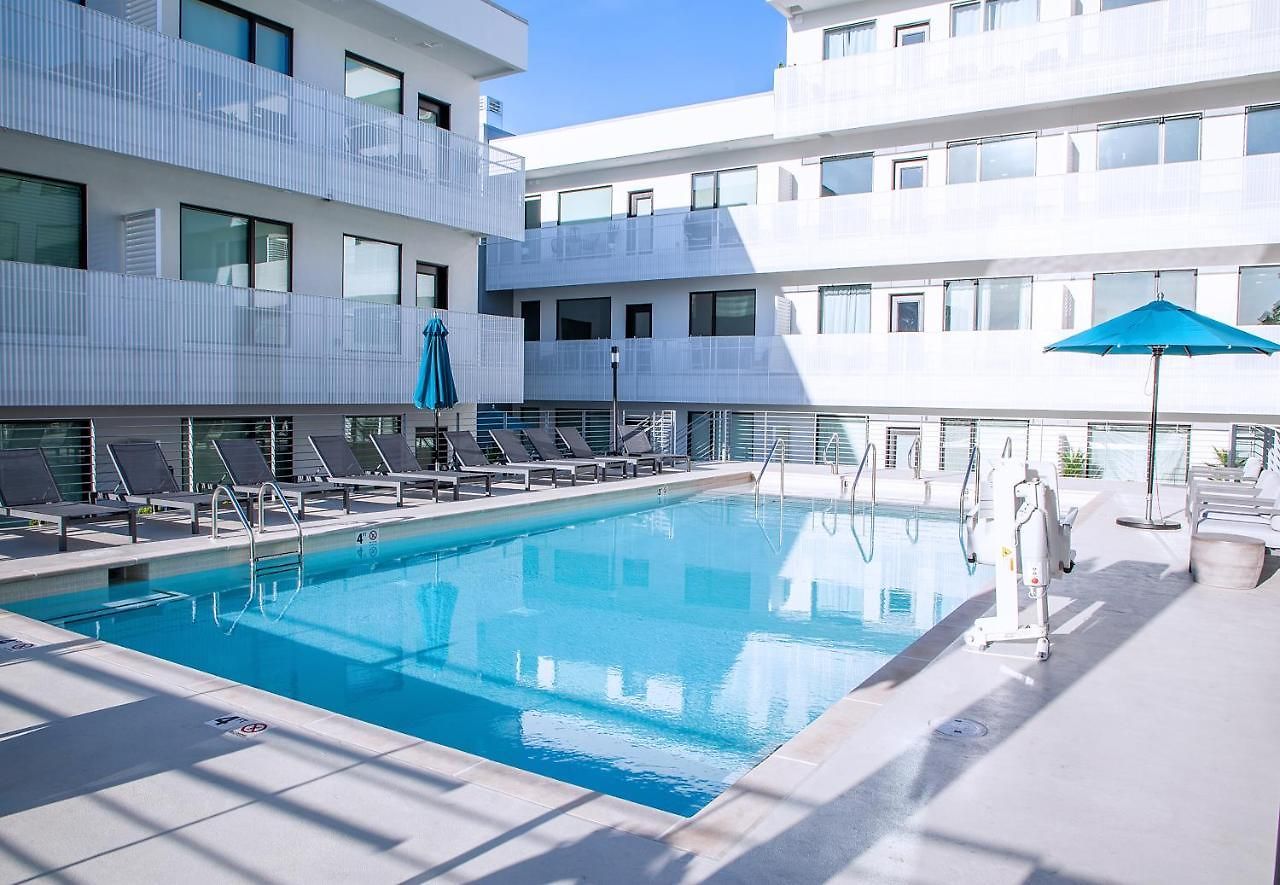 Urban Lux Modern 2 Bdr/2 Ba Condo Nashville