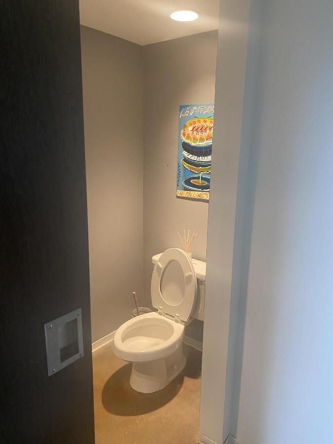 Holiday home Artsy Chic 1br 30day Min With Wifi Ac Parking Tv Furnished Rooftop Nashville