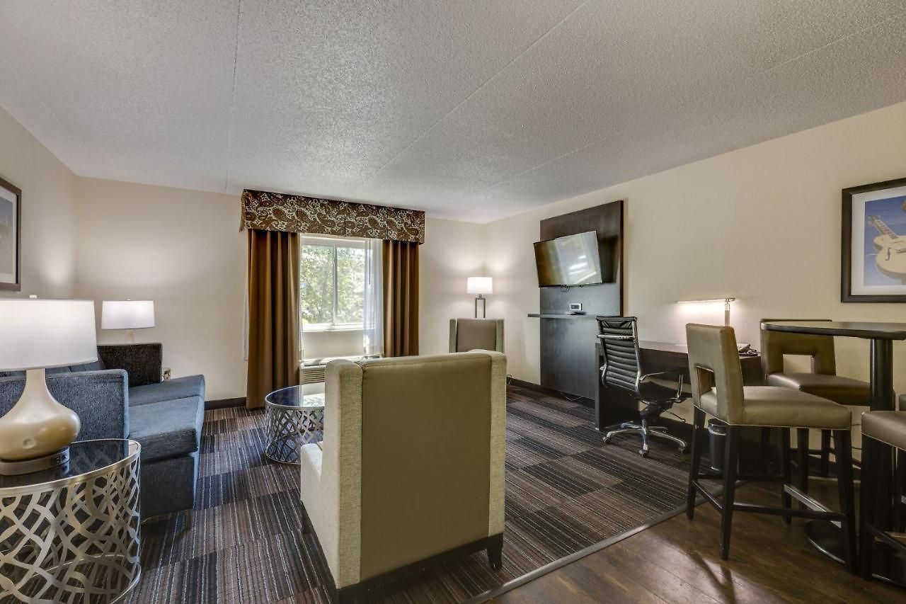 Hotel Club &