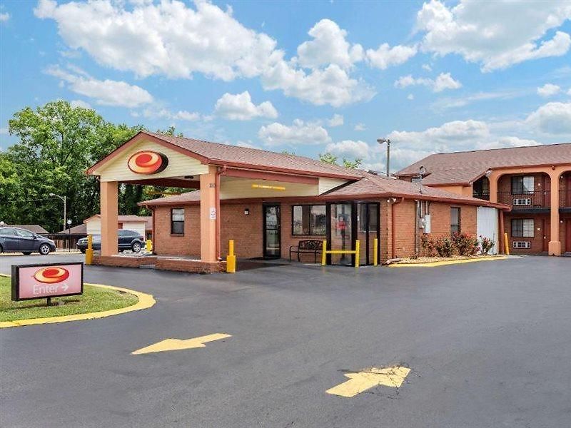 Econo North 3* Nashville