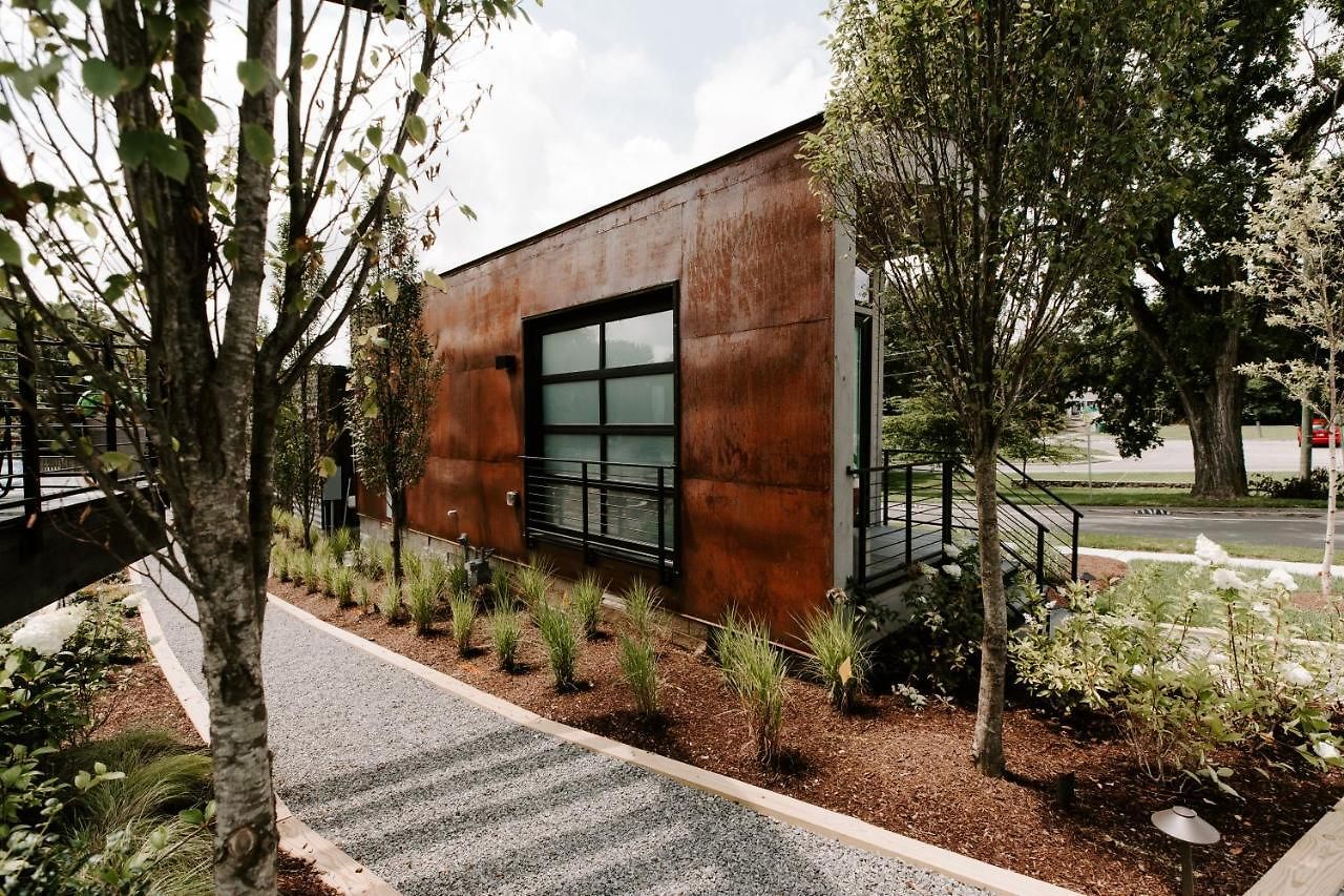 Ironwood Grove, Tiny House Aparthotel Nashville
