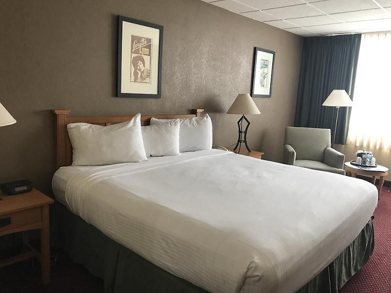 Millennium Maxwell House Hotel