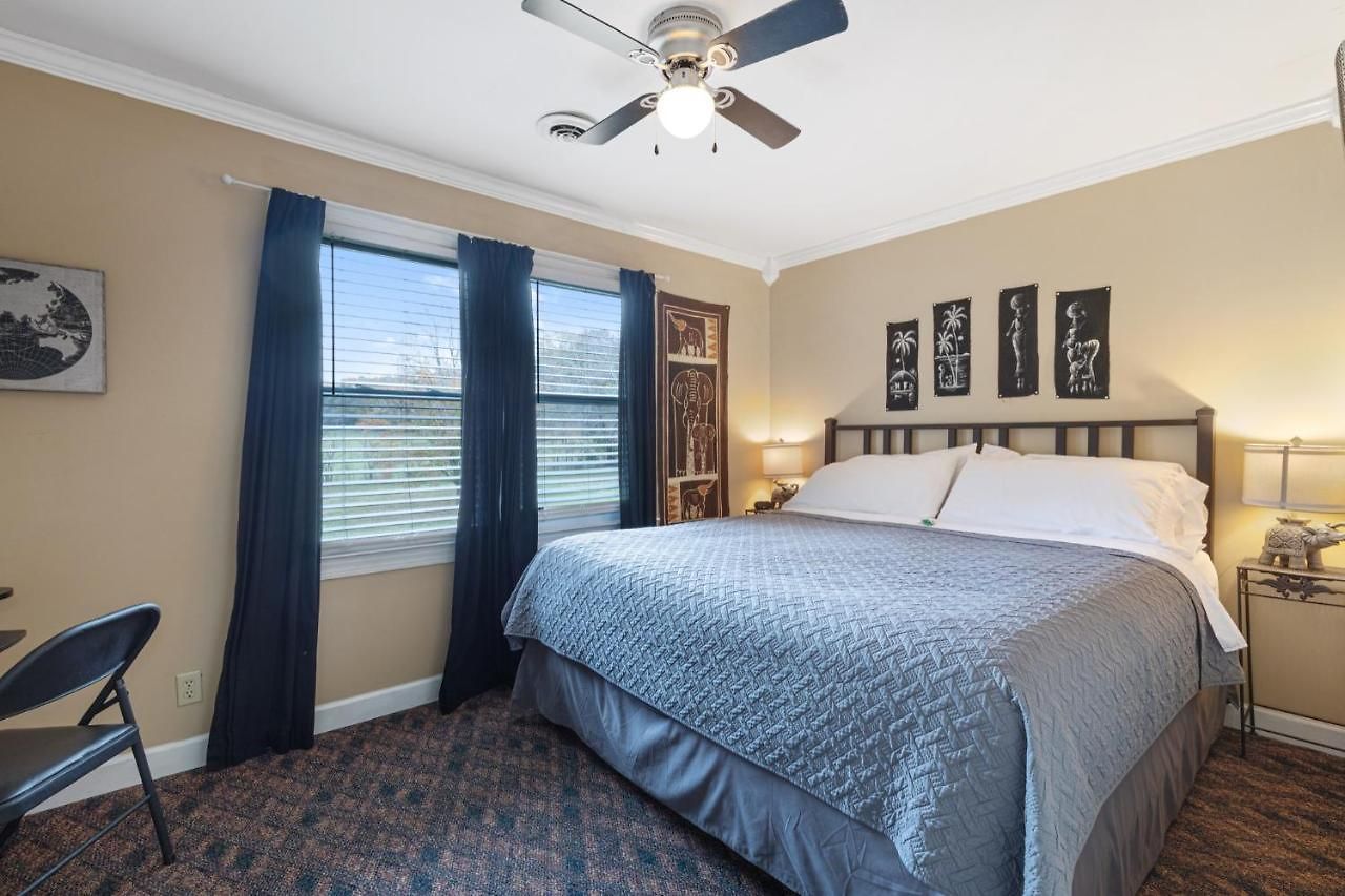 Brenda Lee History 2br Pool Hot Tub Apartment
