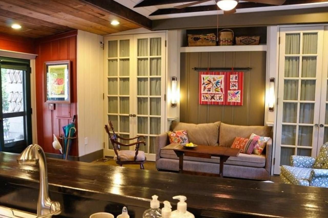 Little House - *