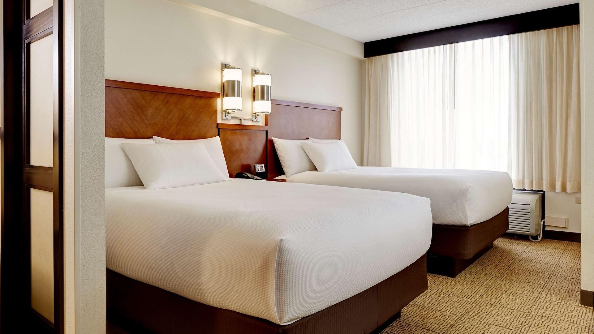 Hotel Bna Suites 3*