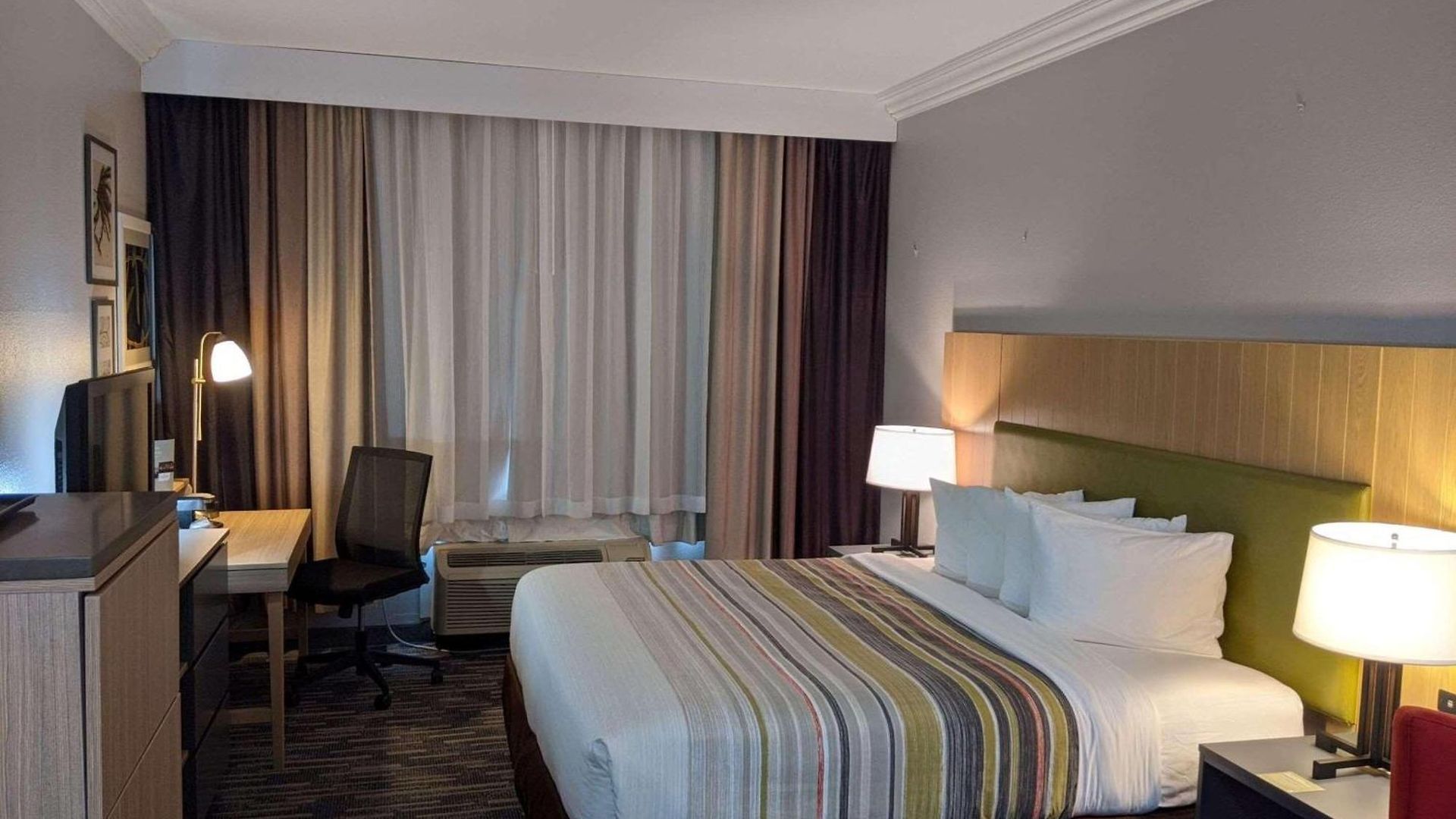 Country & By Radisson, Nashville, Tn Hotel Nashville