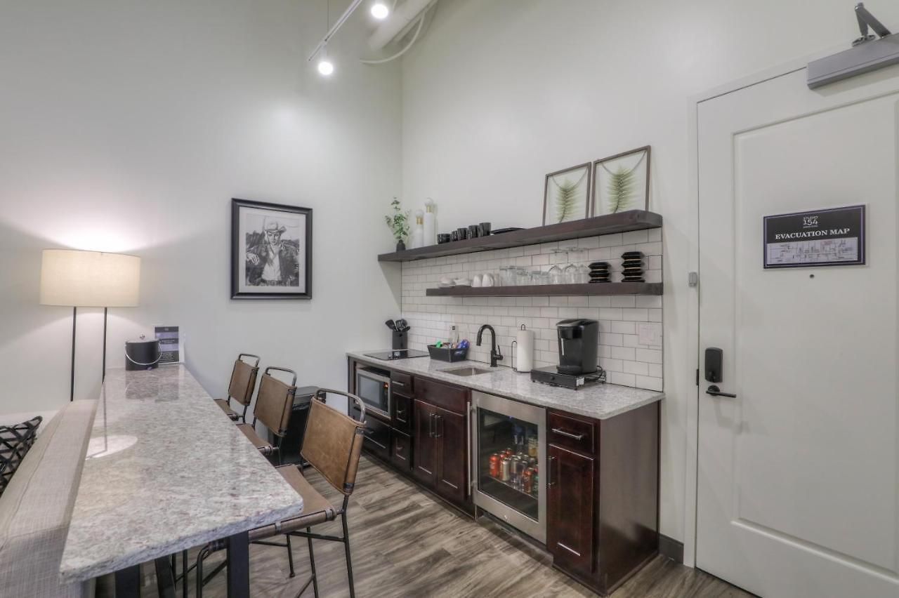 154 3* Nashville