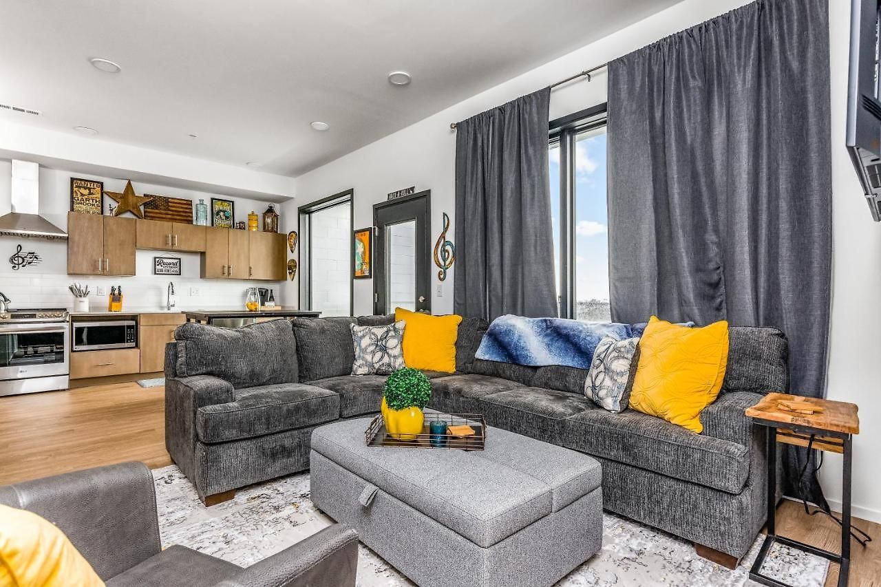 Holiday home Illume 305
