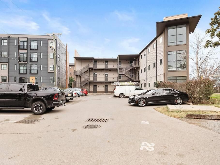 Music Row Pearls With Vandy And Belmont At Your Doorstep * Nashville