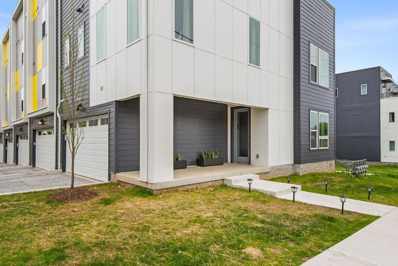 Vibrant Designer House With Roof Deck & Garage Near Dt *
