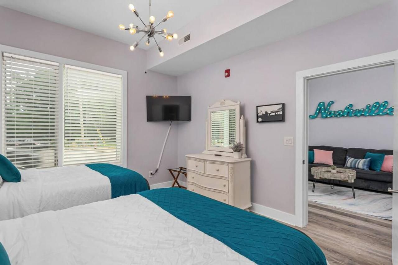 1st Floor No Steps - 2 Miles To Downtown * Nashville