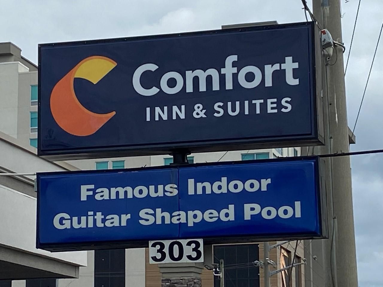 Comfort & Downtown - Stadium Hotel 4*