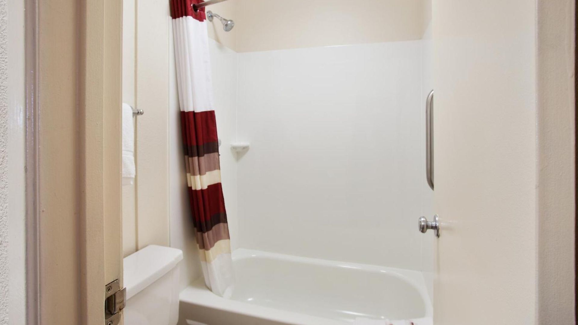Red Roof South - Fairgrounds Hotel 3*