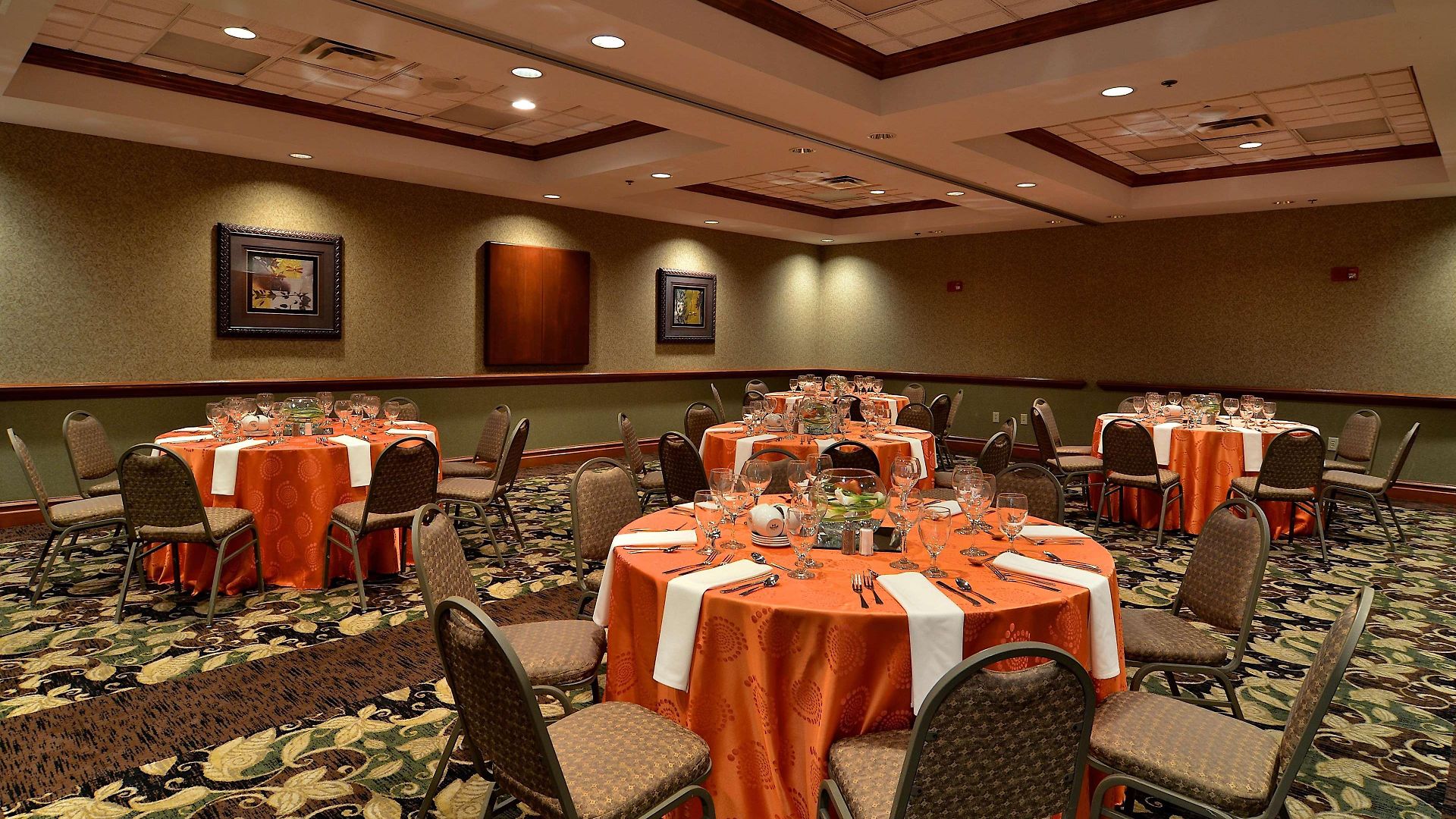 Embassy - At Vanderbilt Hotel