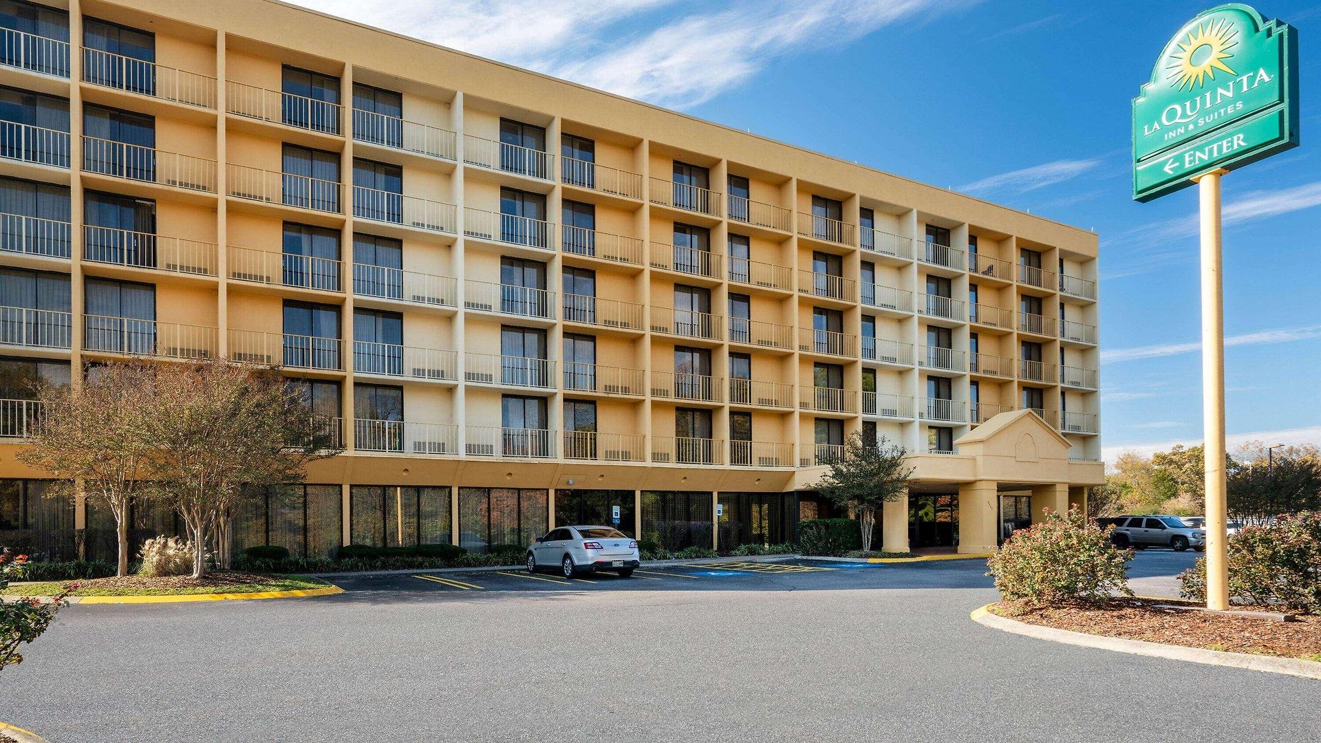 Hotel La Quinta By Wyndham Airport/opryland 3*