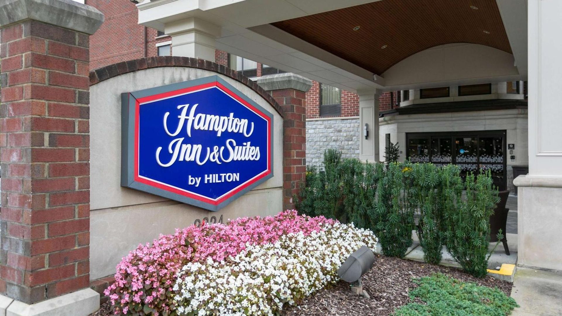 Hampton & Nashville-green Hills Hotel 3*