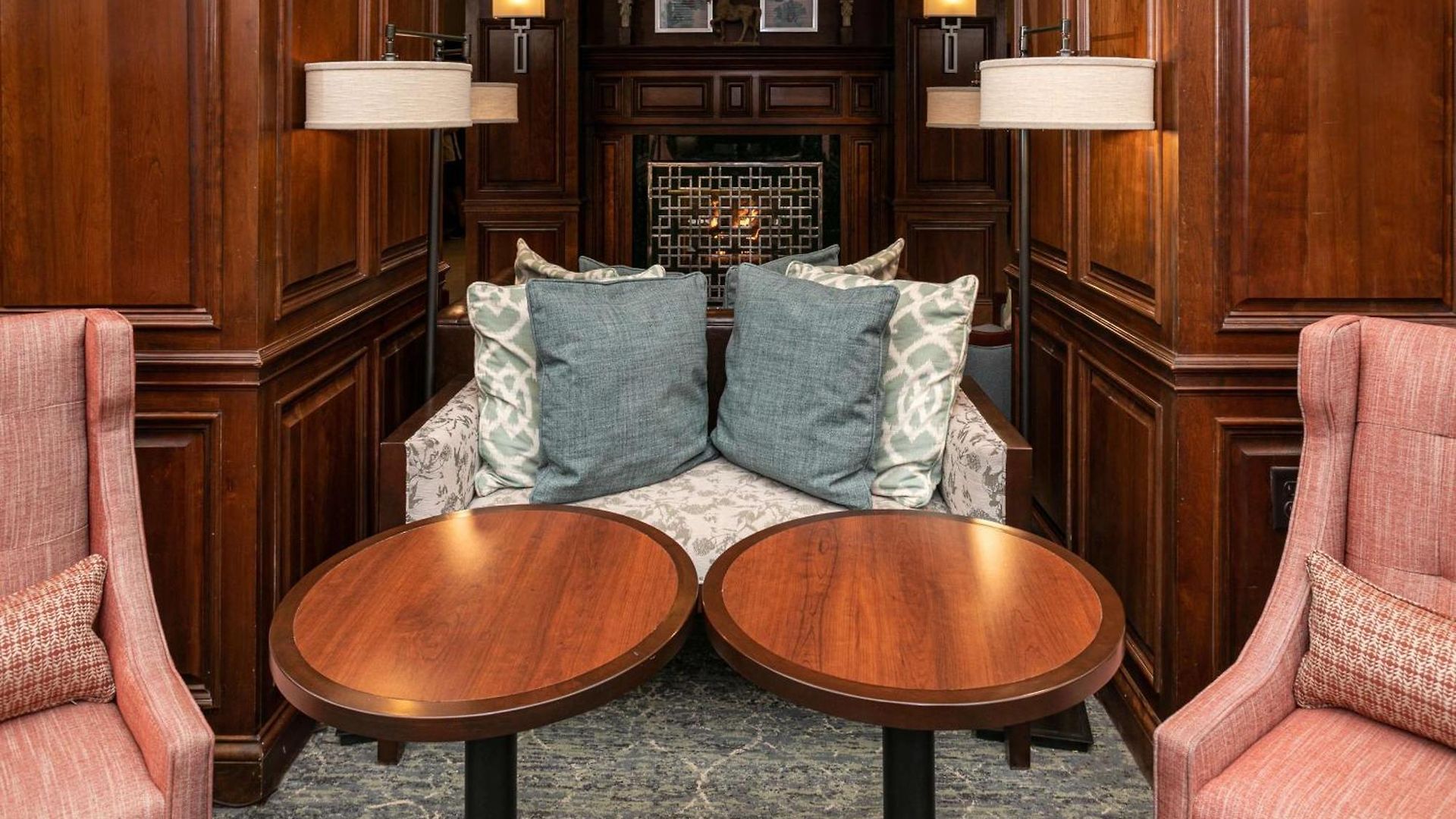 Hampton & Nashville-green Hills Hotel 3*
