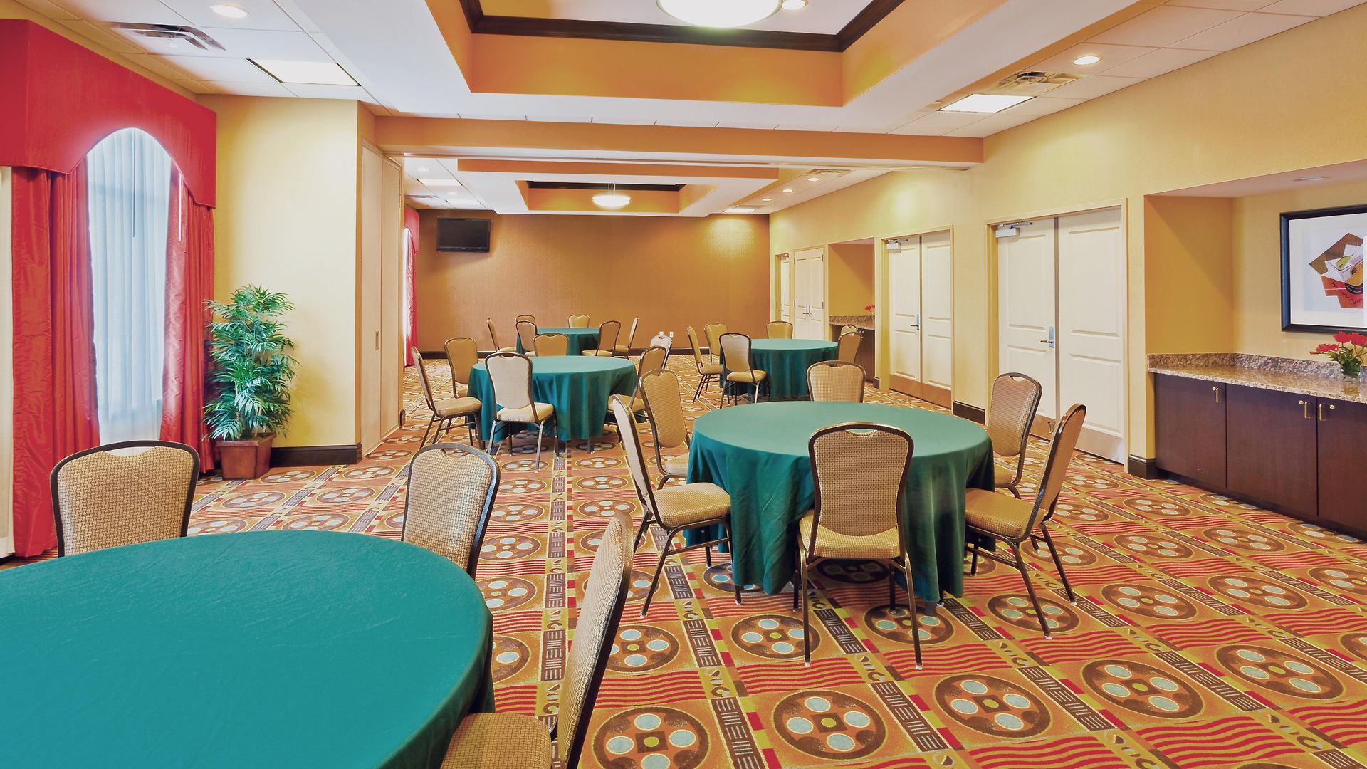 Express Nashville-opryland By Ihg Hotel Nashville