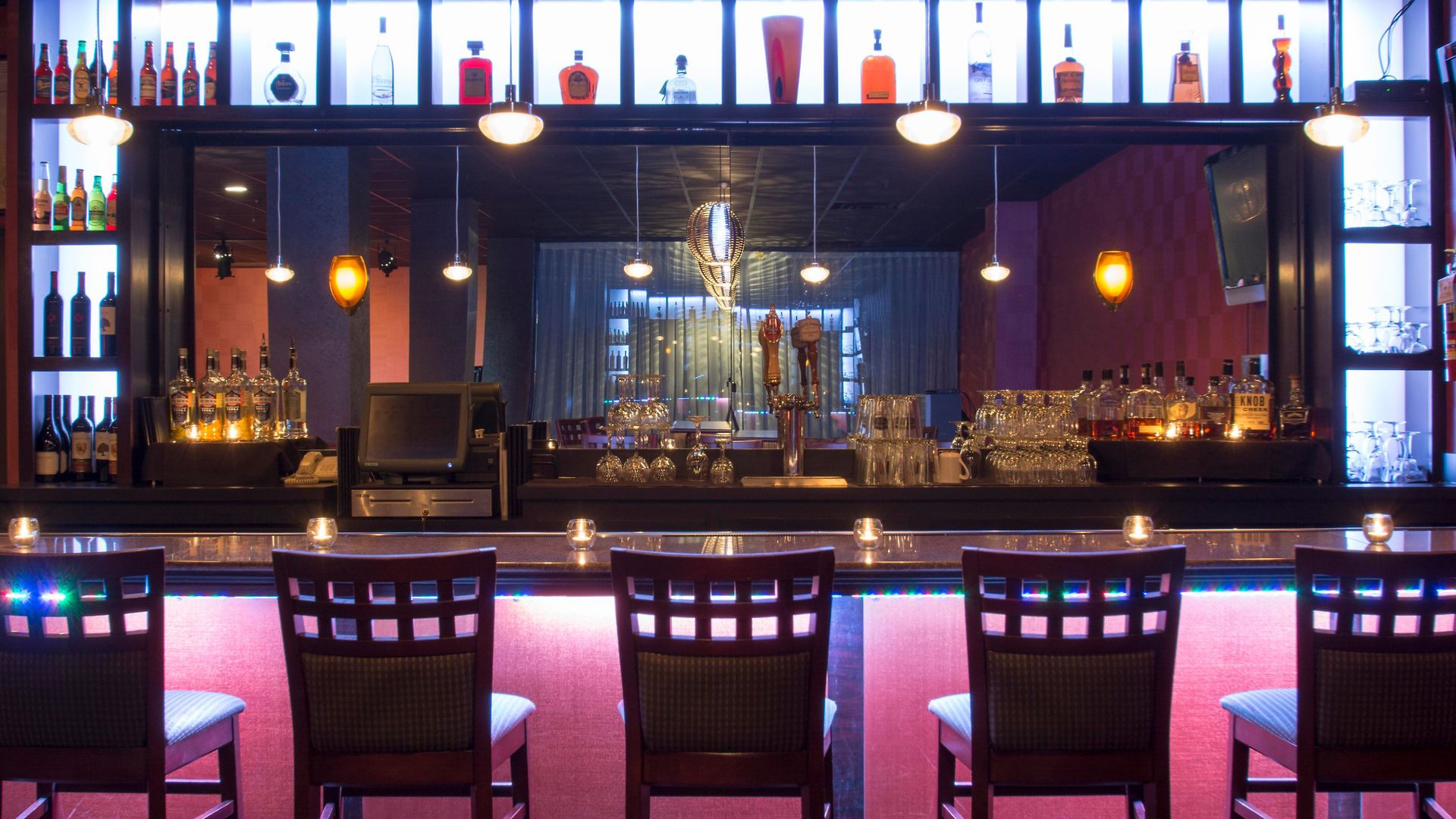 Hotel Delta By Marriott Airport