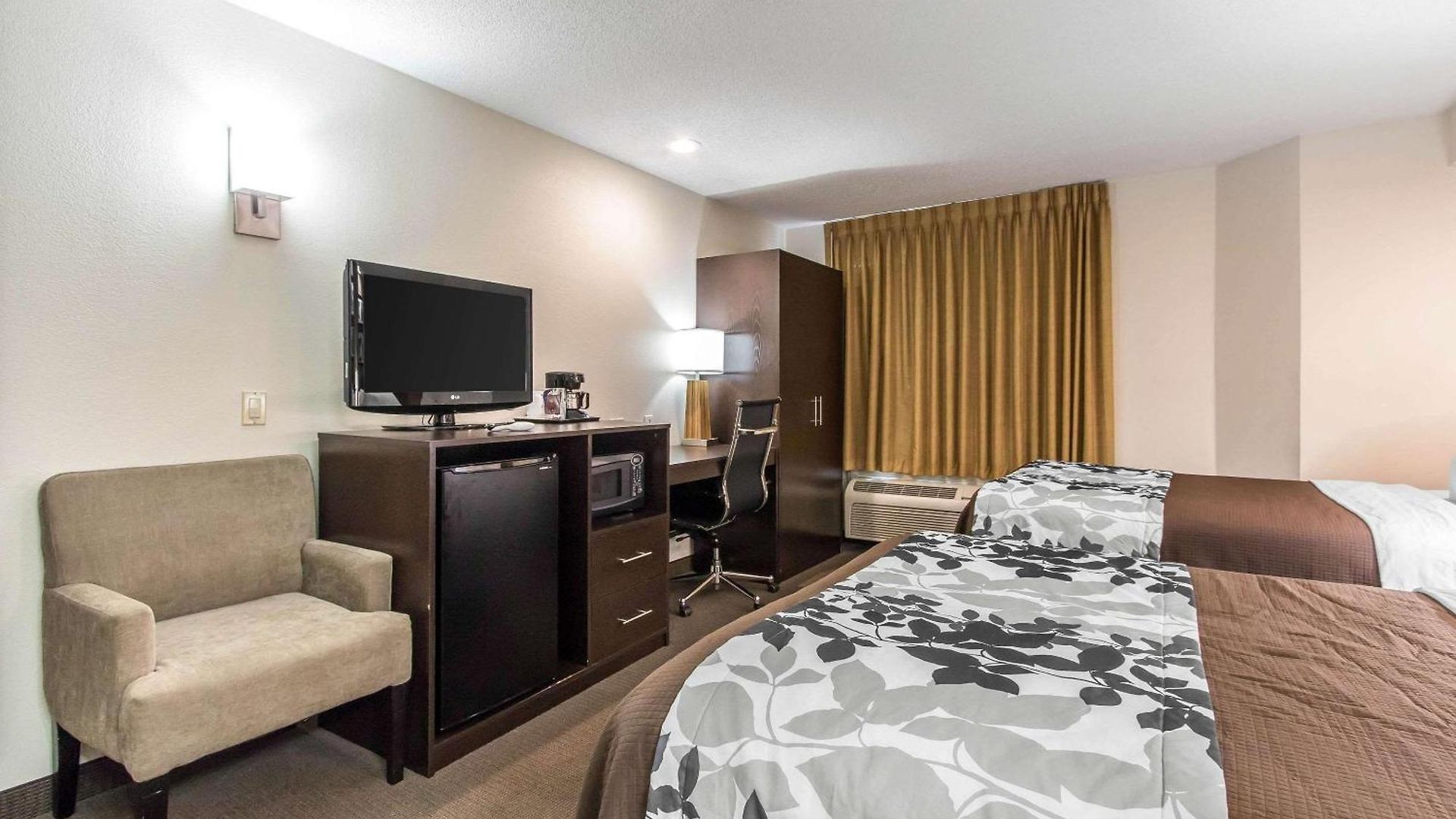 Sleep Near Percy Priest Inn 4*