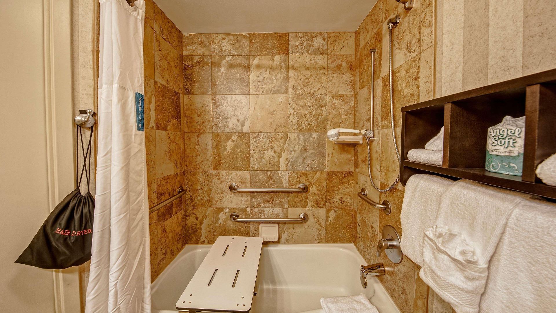 Hotel Hampton / Vanderbilt 3*