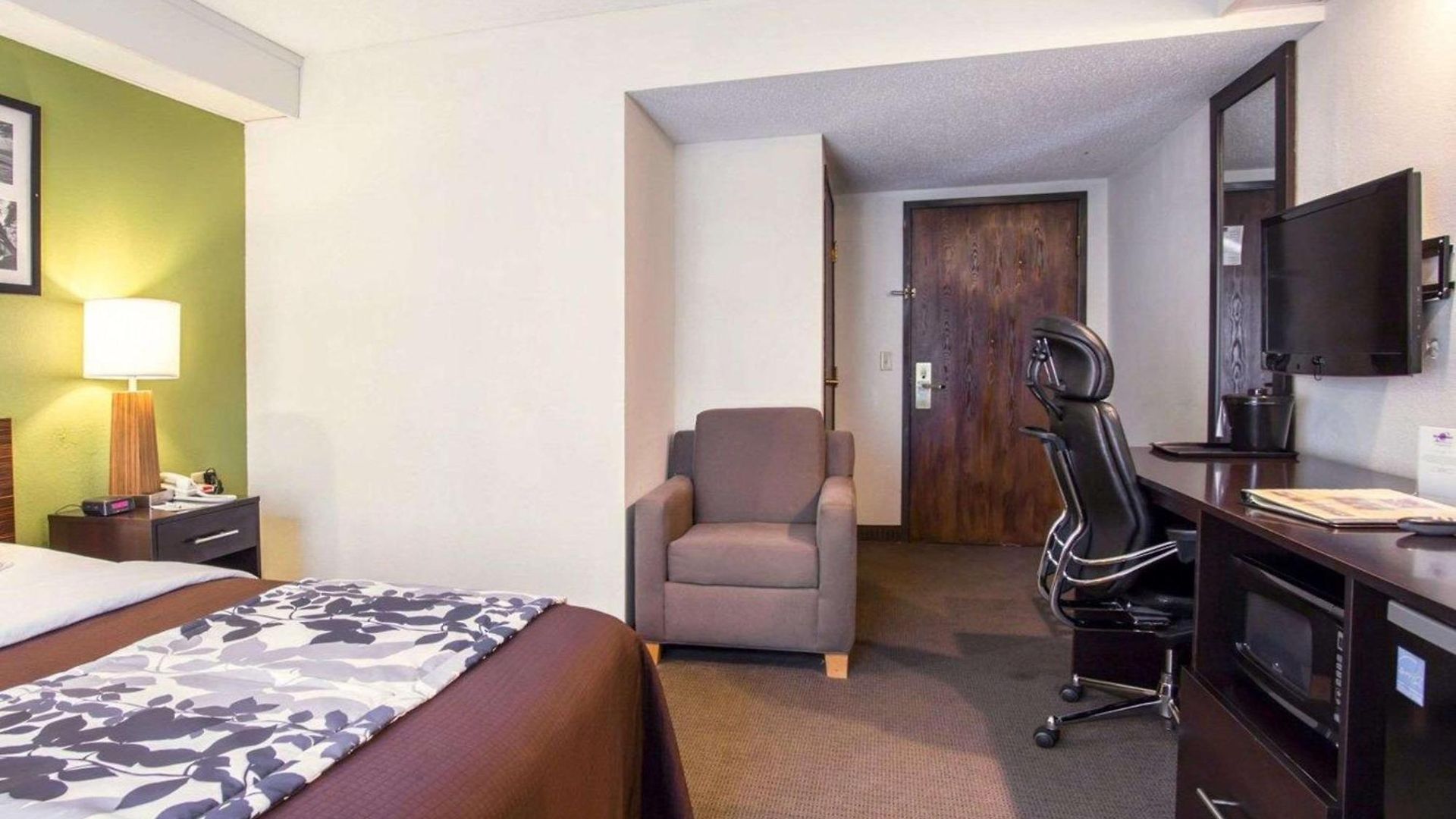 Sleep North - Downtown Area Inn