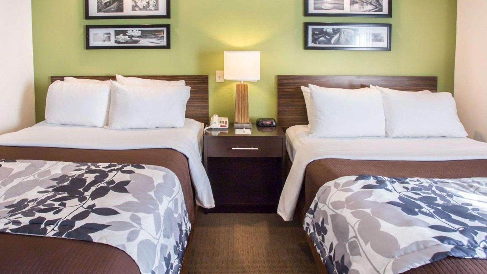 Inn Sleep North - Downtown Area 4*