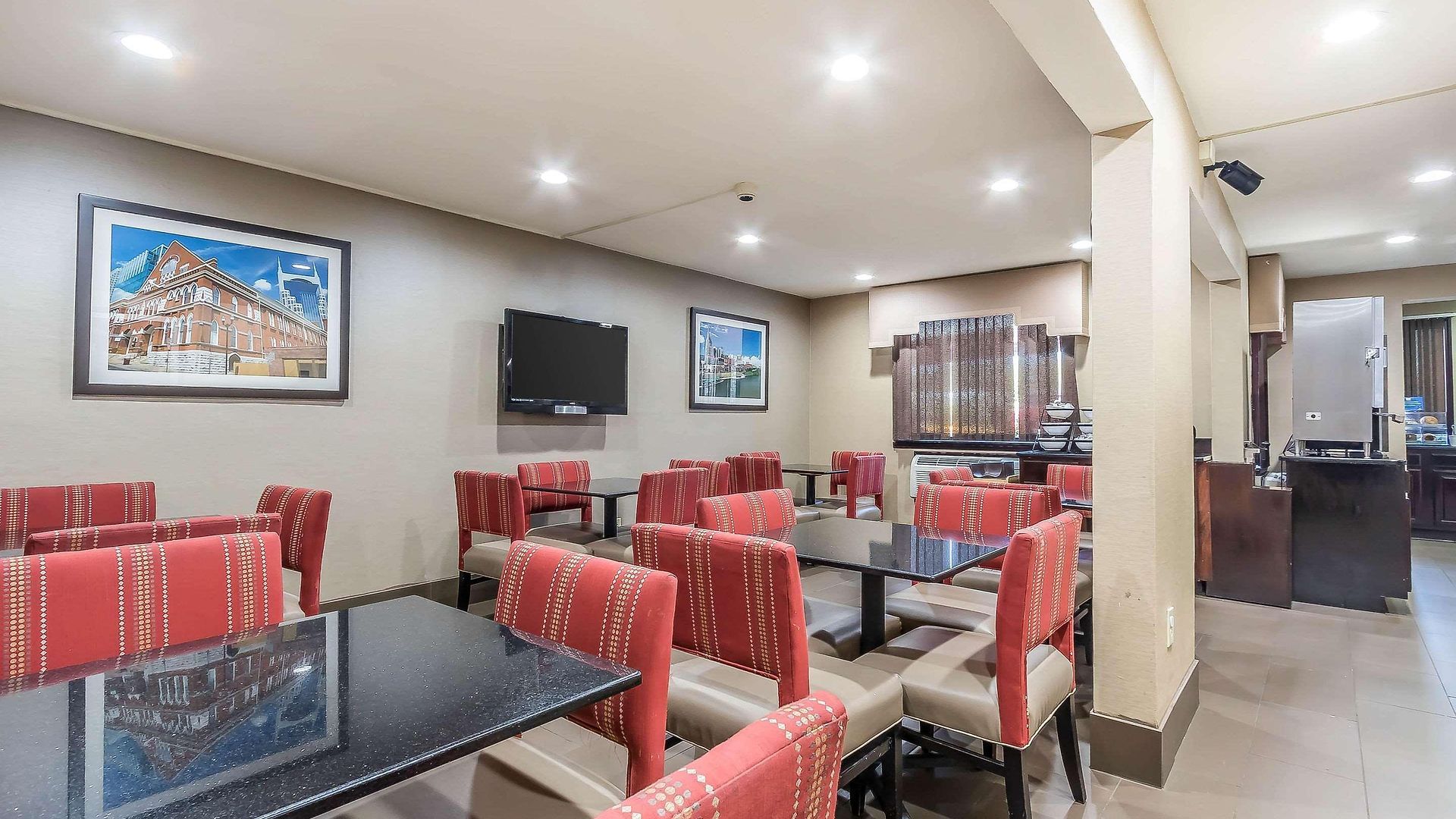 Comfort West 4*