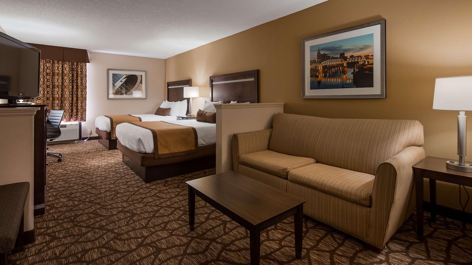 Western Belle Meade & Hotel