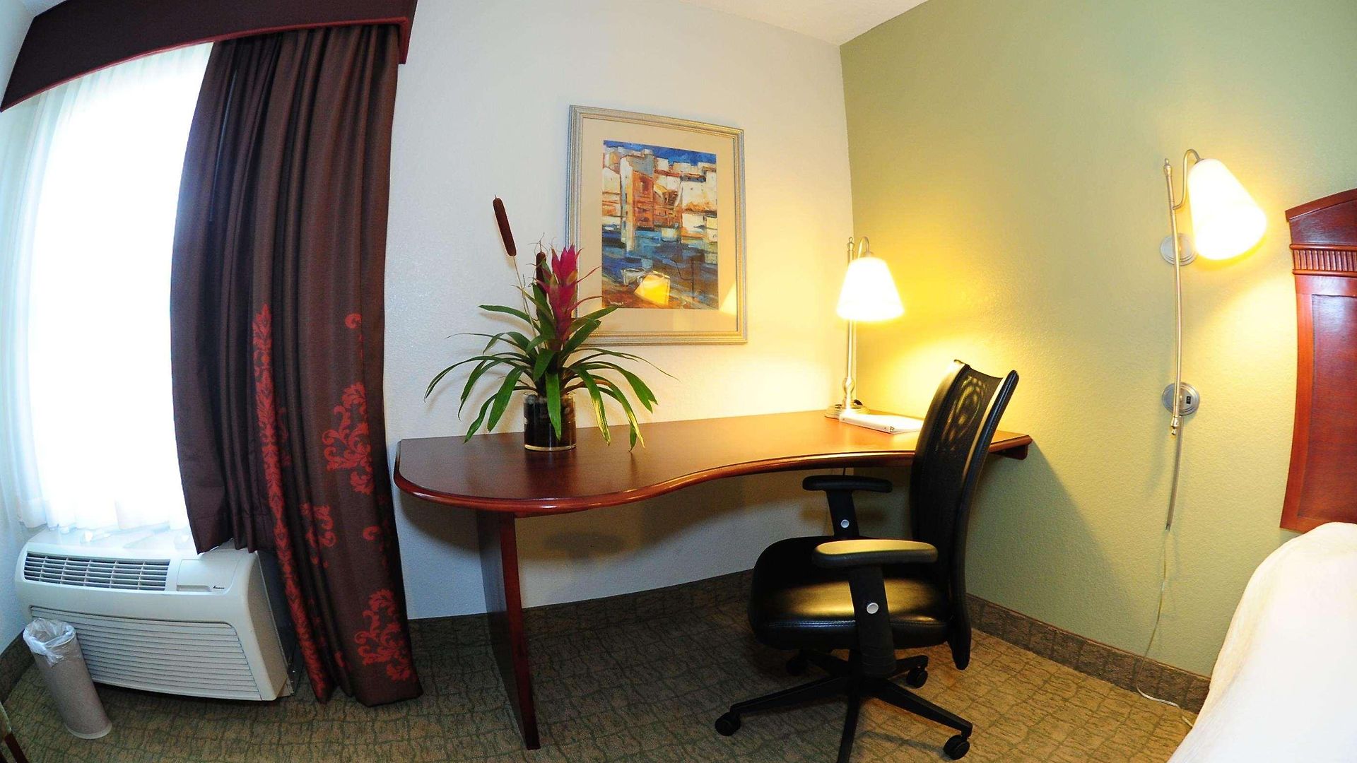 Hampton & Nashville-airport Hotel