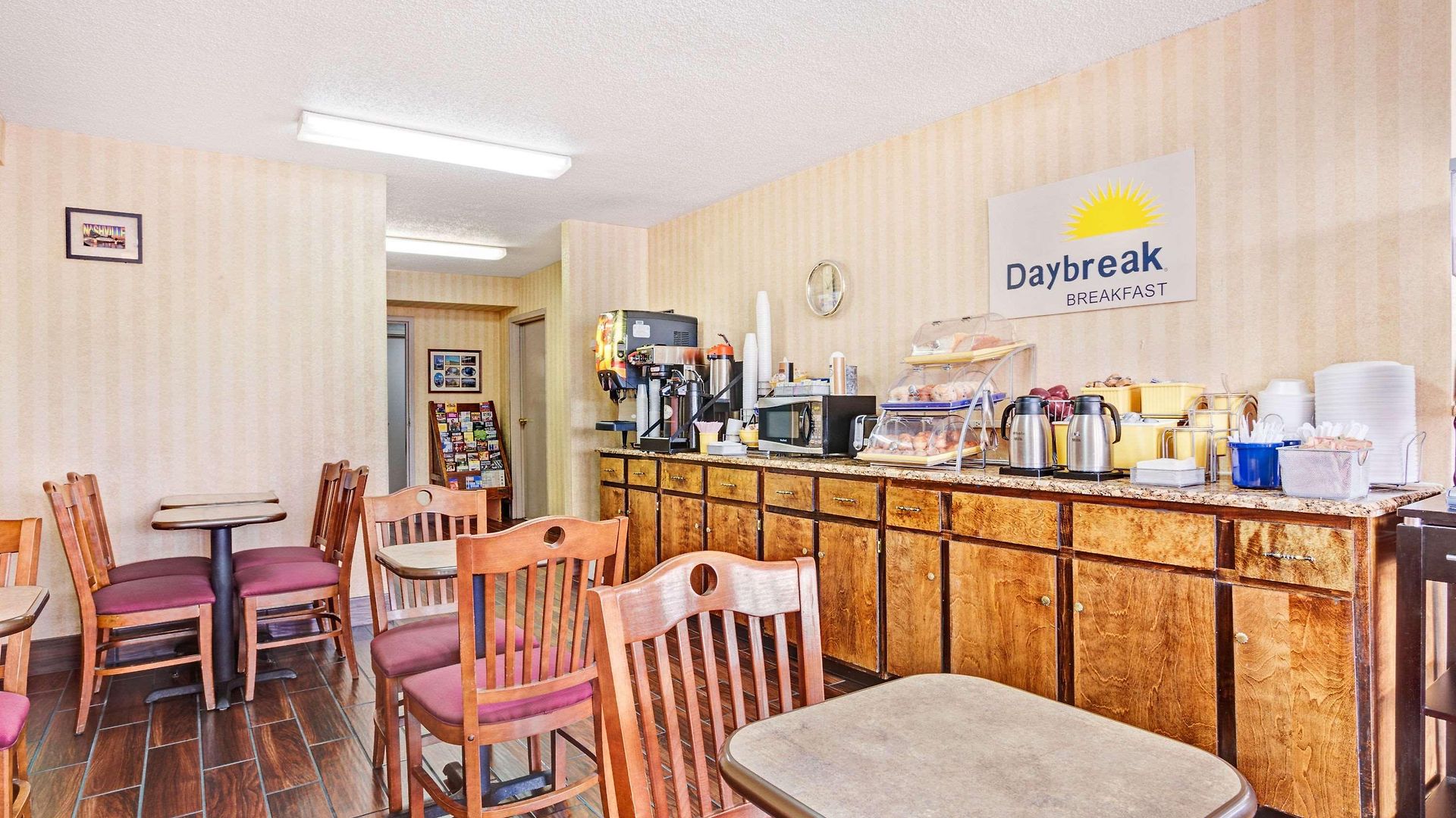 Inn Comfort - Opryland Area Nashville