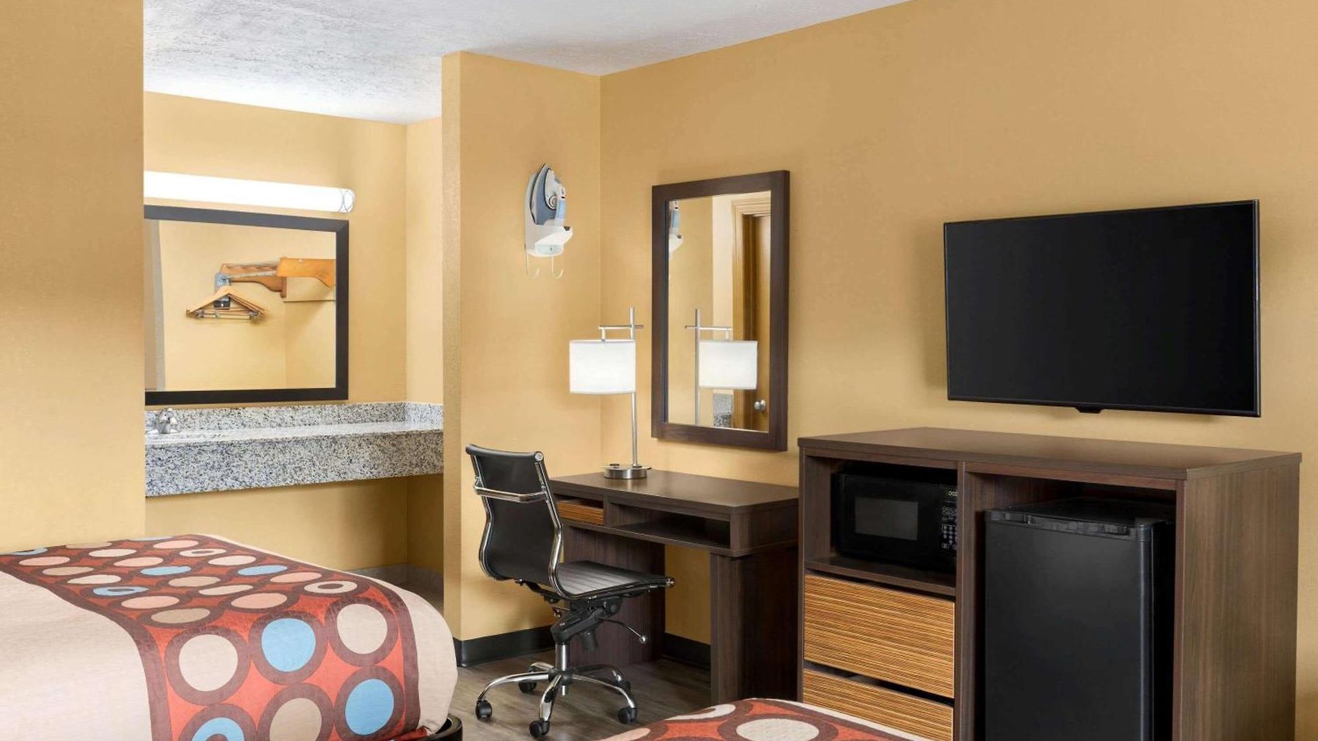 Hotel Super 8 By Wyndham Whites Creek/ Nw Area 2*