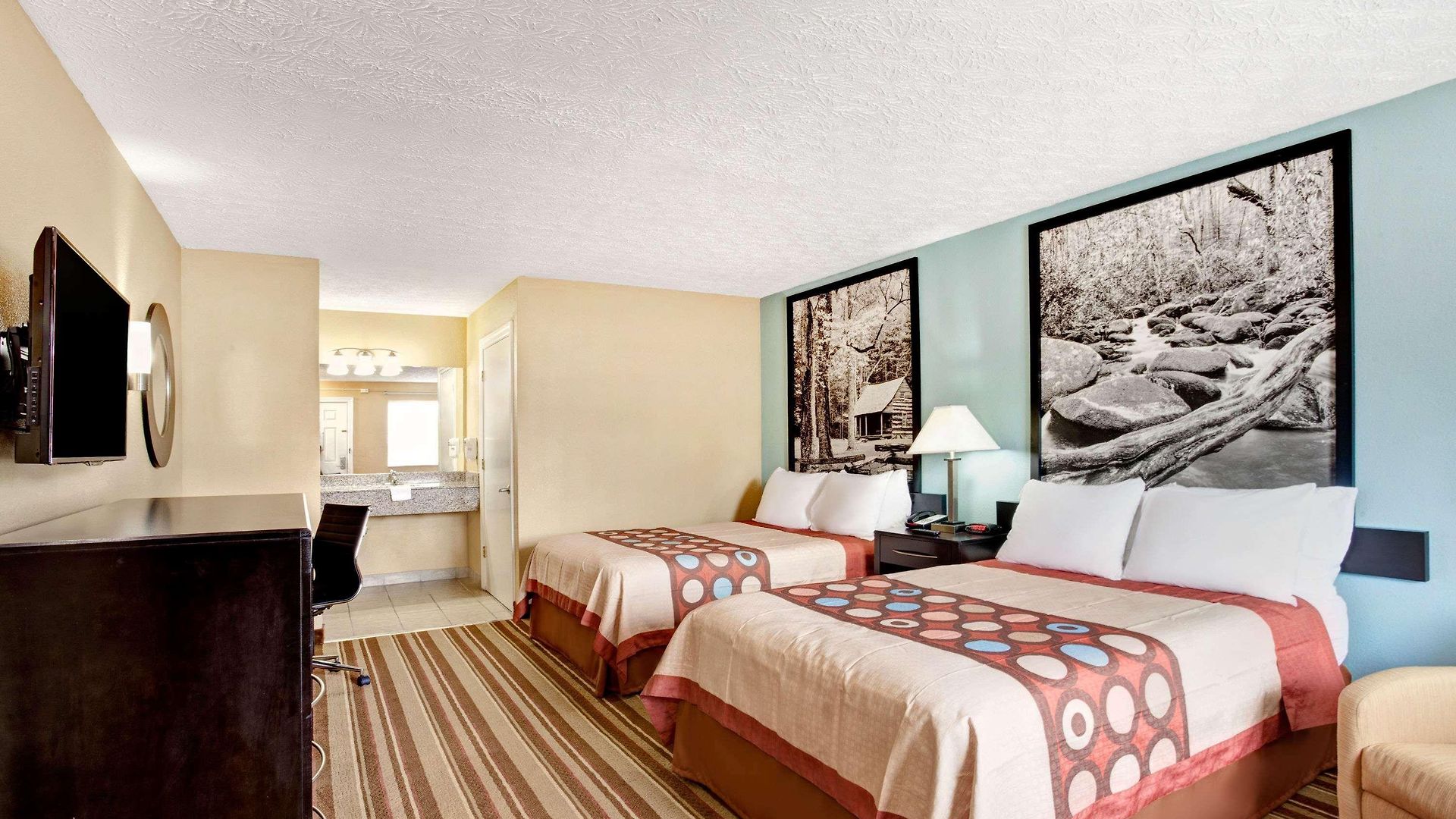 Super 8 By Wyndham Whites Creek/ Nw Area Hotel