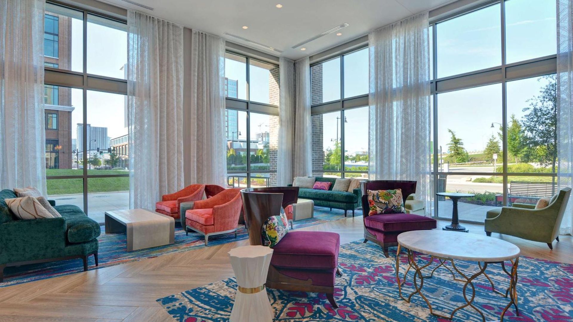 Hampton & Downtown Capitol View, Tn 3*