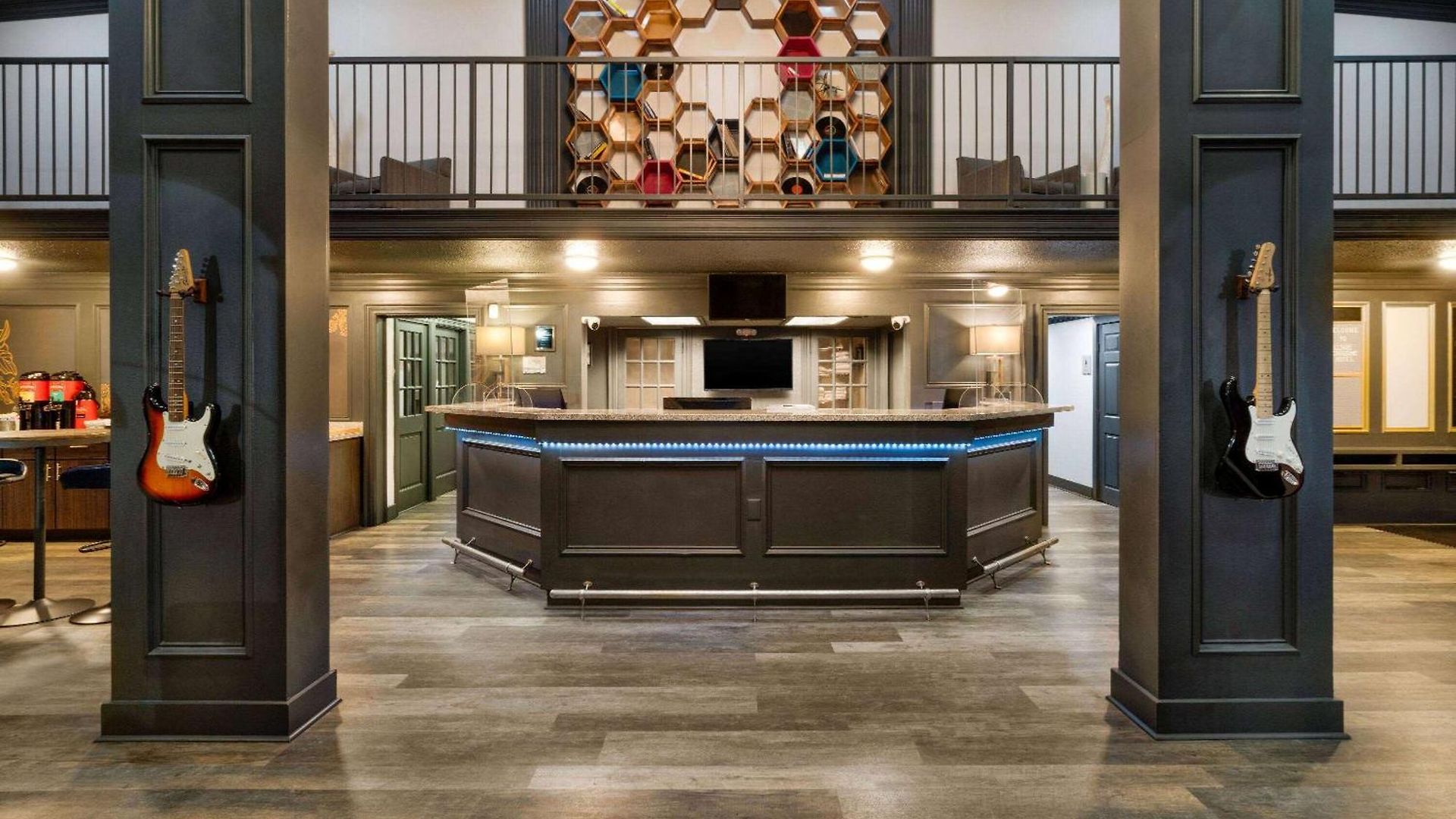 Hotel Hillside Crossing 3*